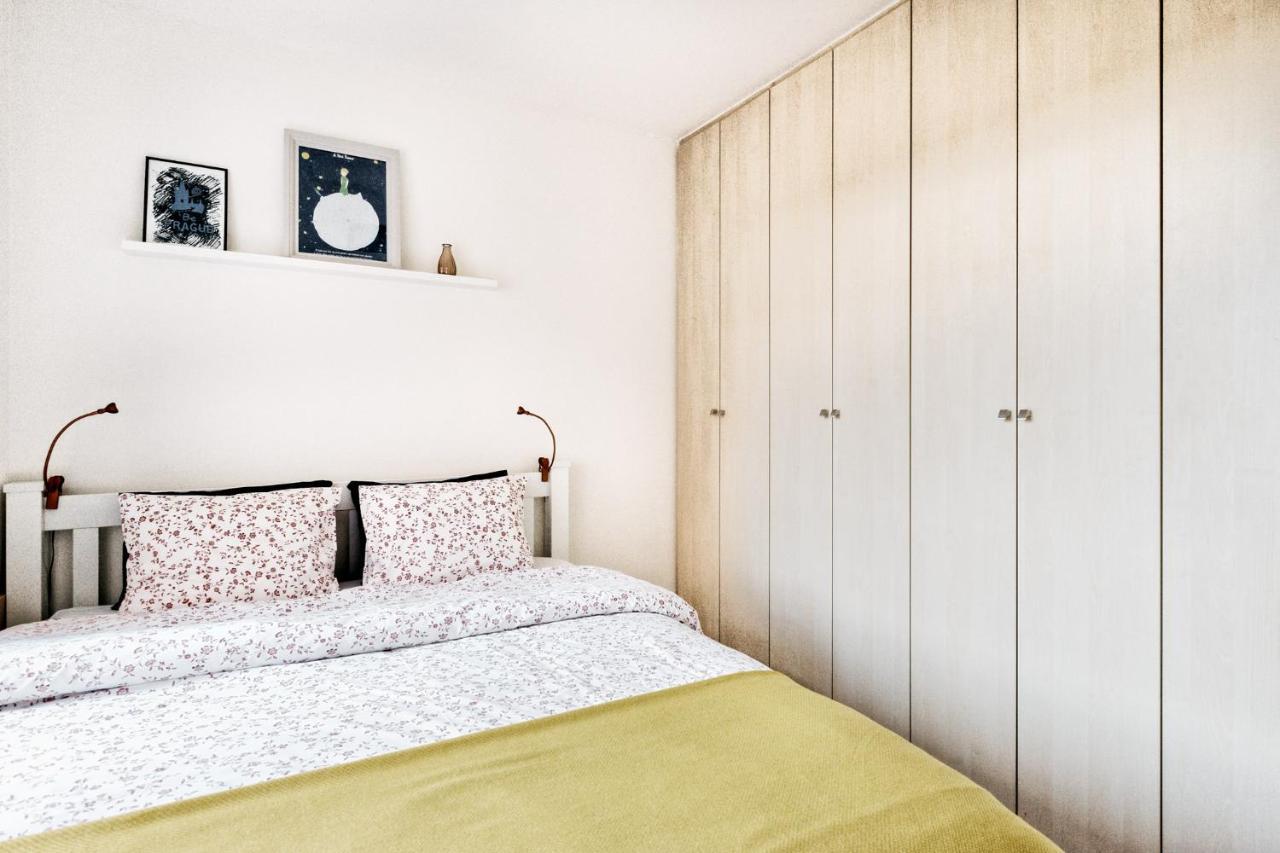 Lil Apartment With Tyn Cathedral View, Parking & Ac Praag Buitenkant foto