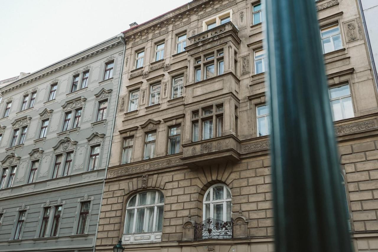 Lil Apartment With Tyn Cathedral View, Parking & Ac Praag Buitenkant foto